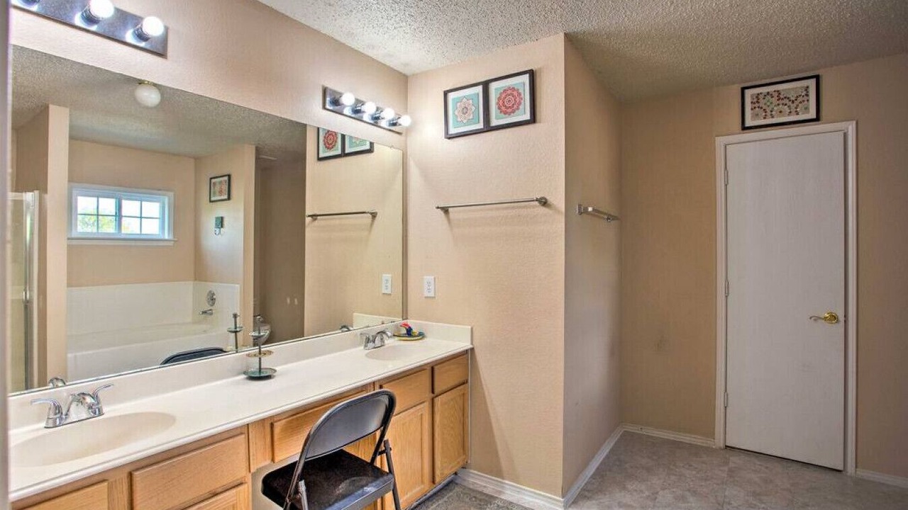Photo of Bathroom in Little Elm