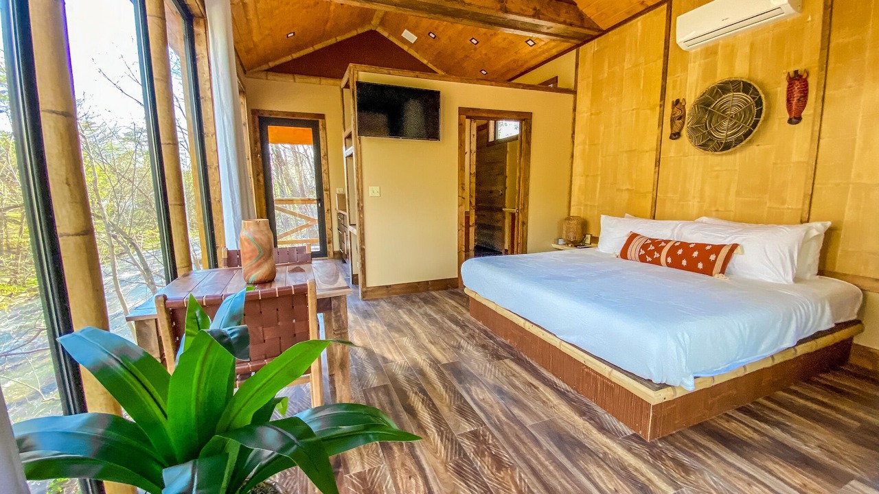 Photo of Bedroom in Goldbond