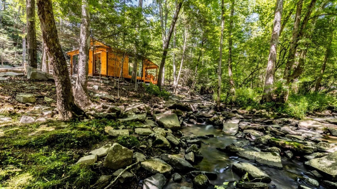 Photo of Outdoor in Goldbond
