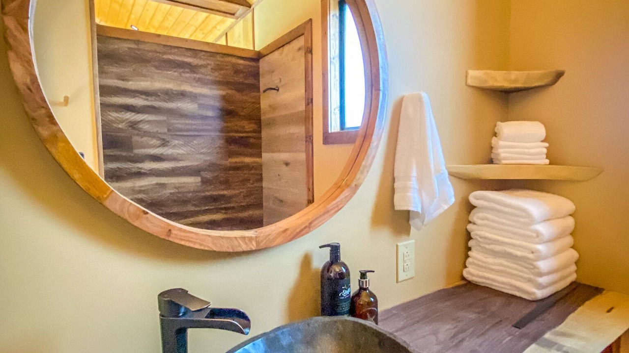 Photo of Bathroom in Goldbond