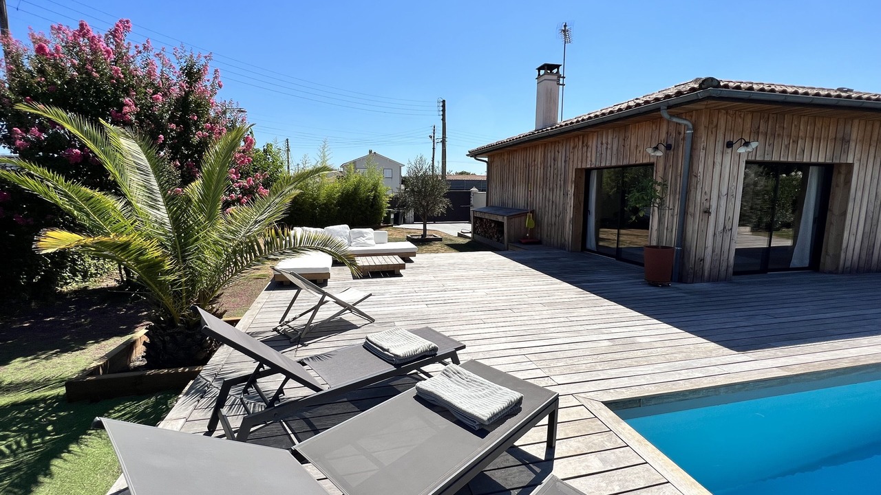 Photo of Patio Balcony in Bordeaux-Lac