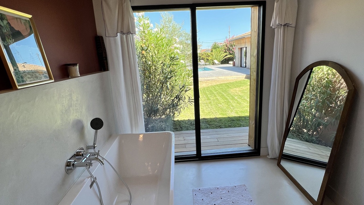Photo of Bathroom in Bordeaux-Lac