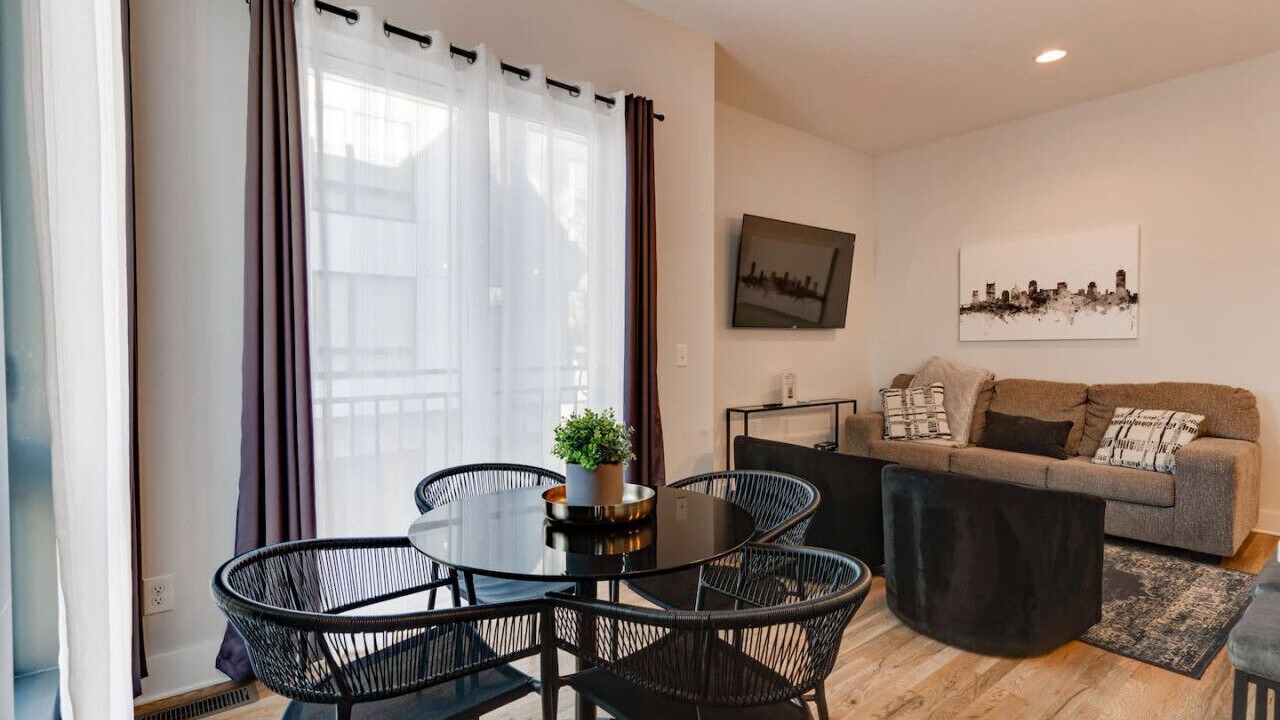 Photo of Livingroom in Inglewood