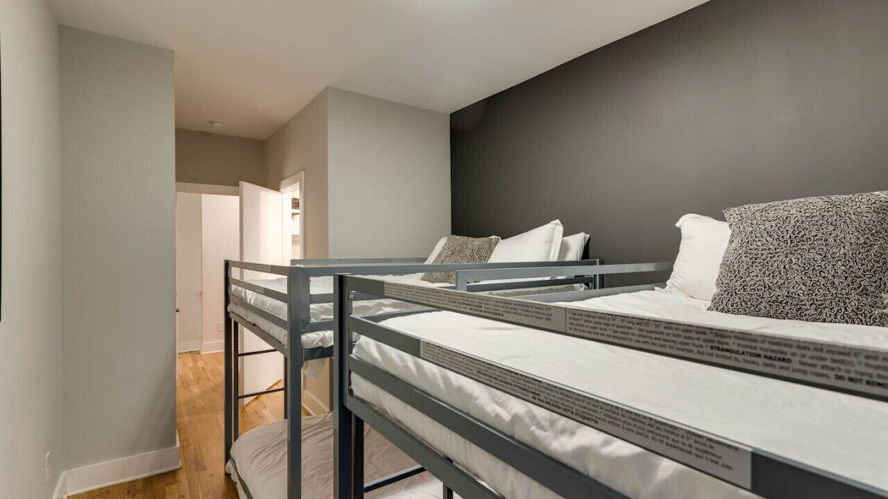 Photo of Bedroom in Inglewood
