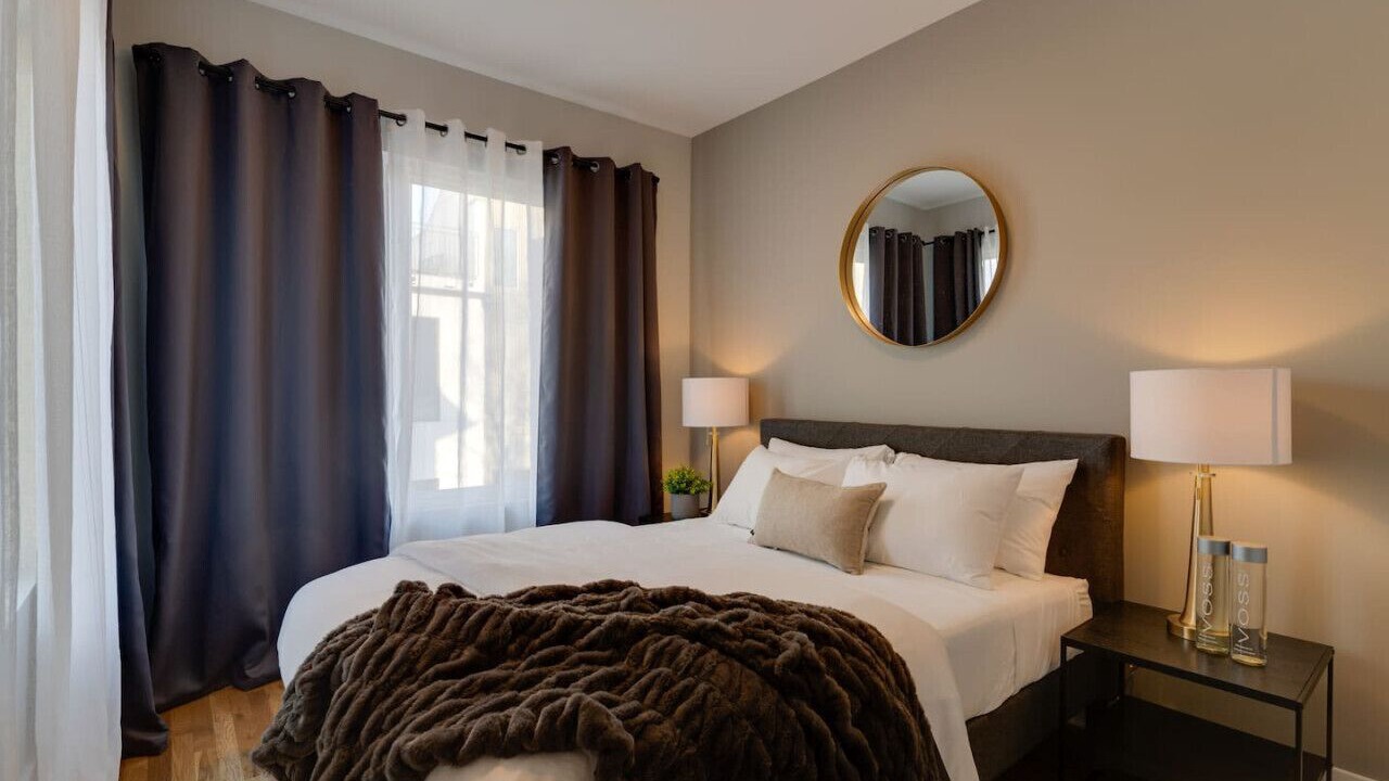Photo of Bedroom in Inglewood