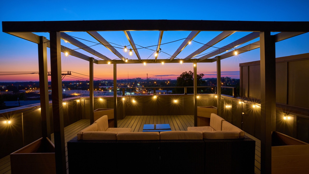 Photo of Patio Balcony in Hurwood Heights