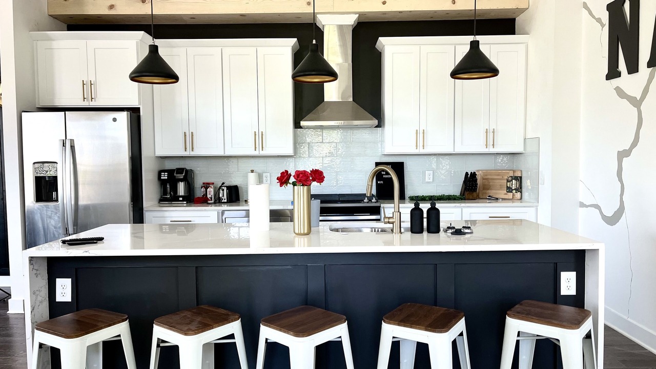 Photo of Kitchen in Hurwood Heights