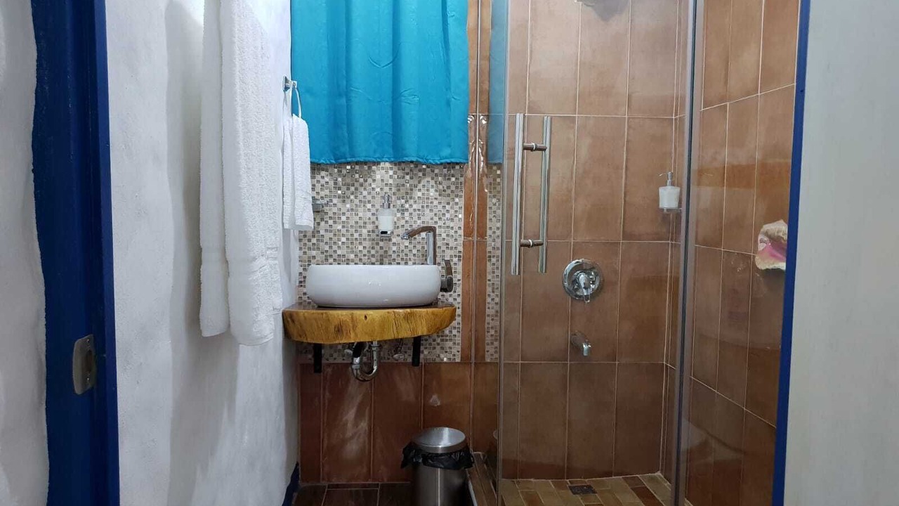 Photo of Bathroom in Runaway Bay