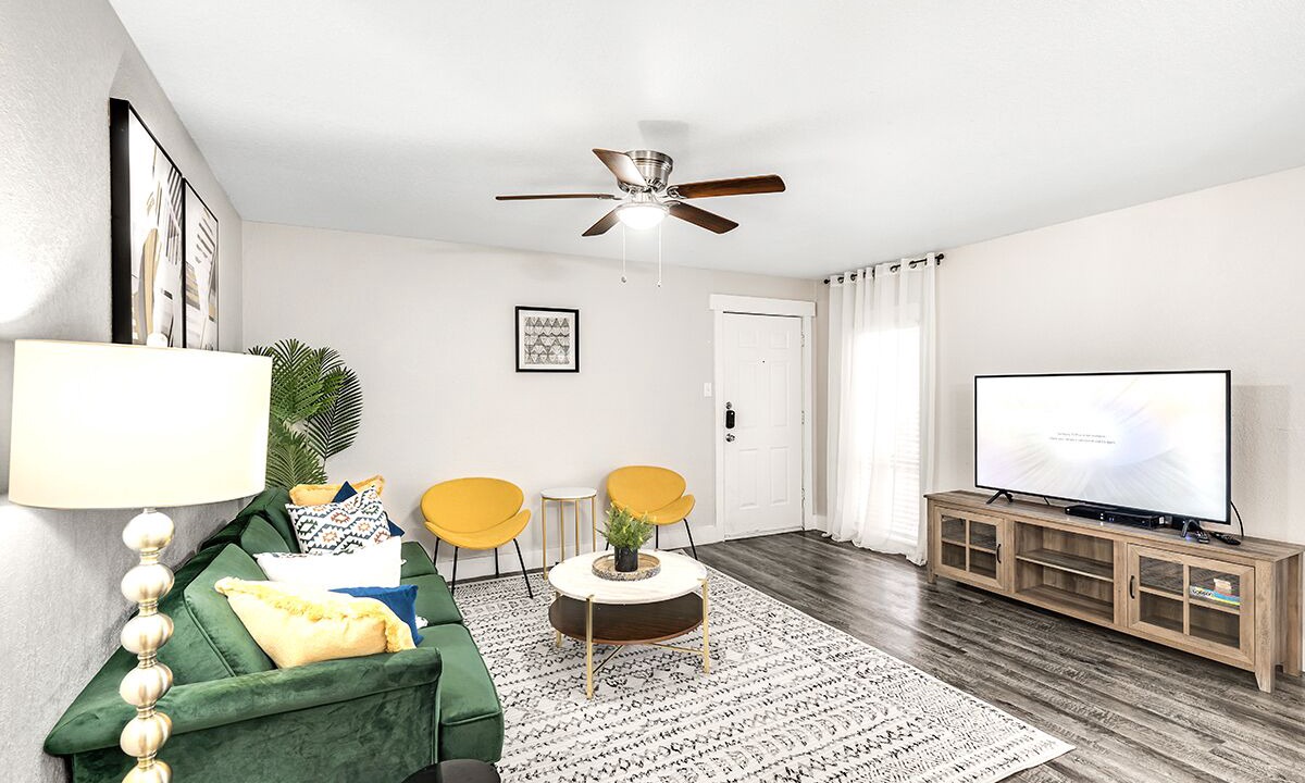 Photo of Livingroom in Arlington