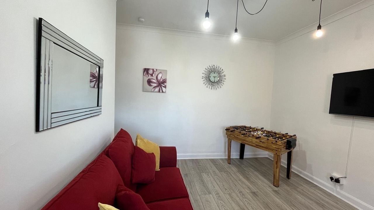 Photo of Livingroom in Kelty