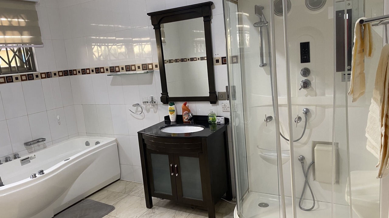 Photo of Bathroom in Accra