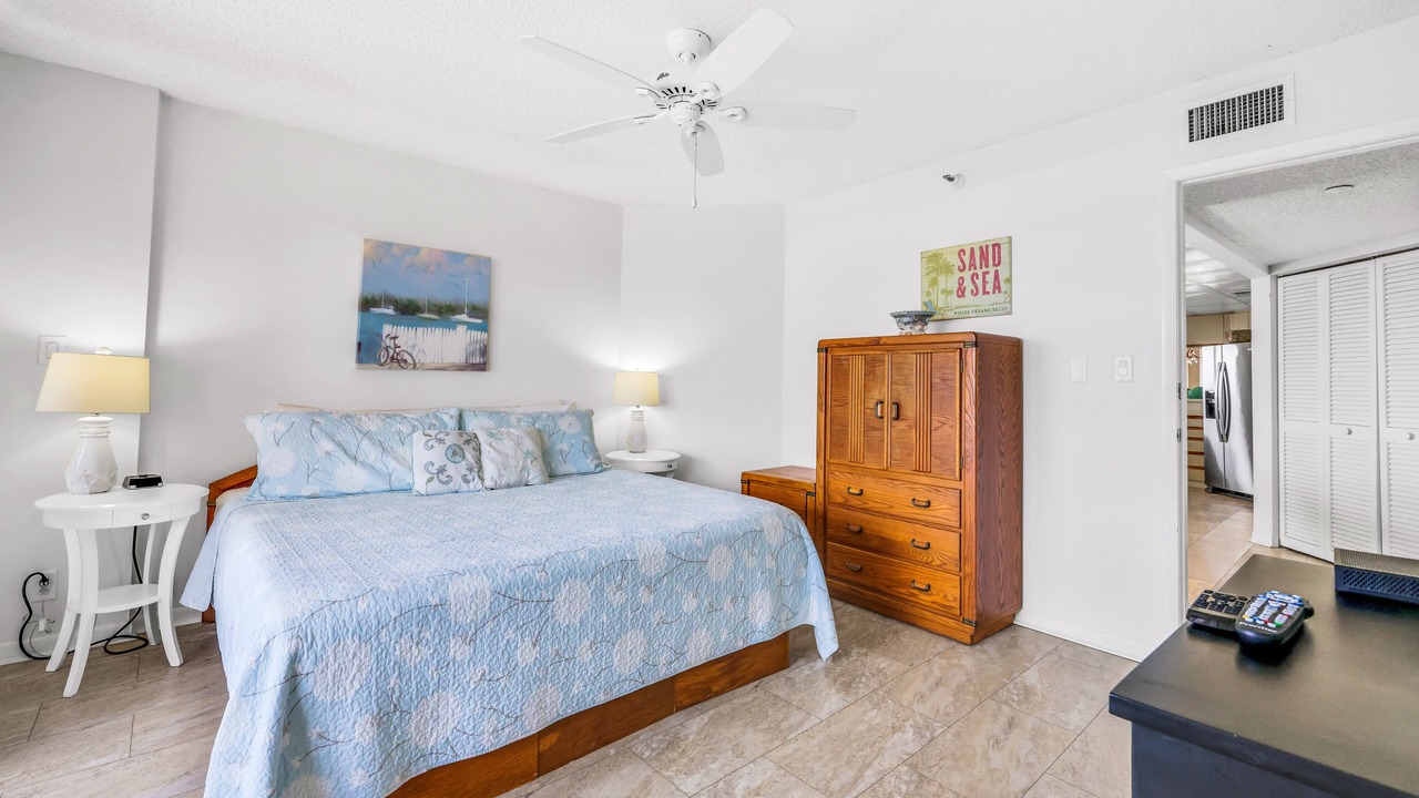 Photo of Bedroom in Sand Key