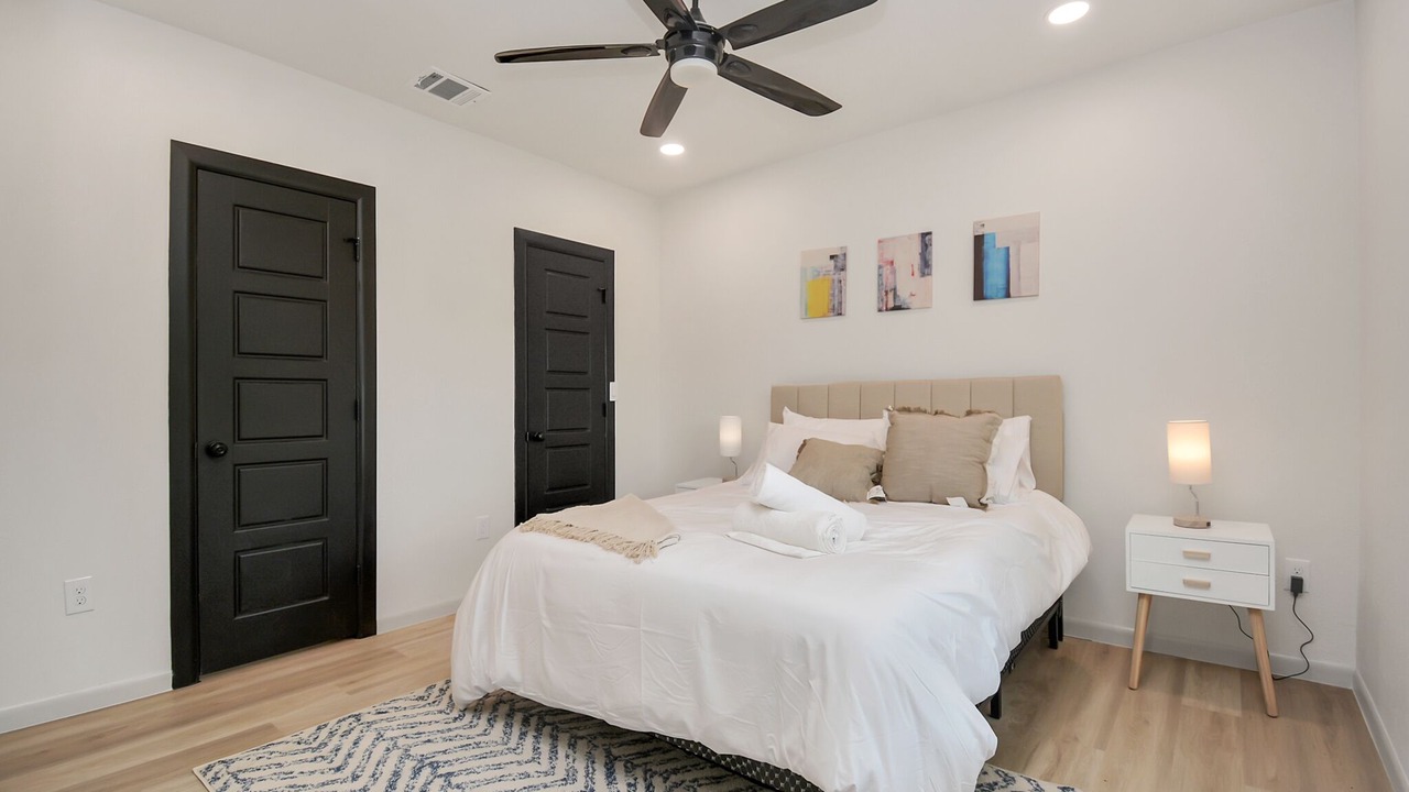 Photo of Bedroom in South Central Houston