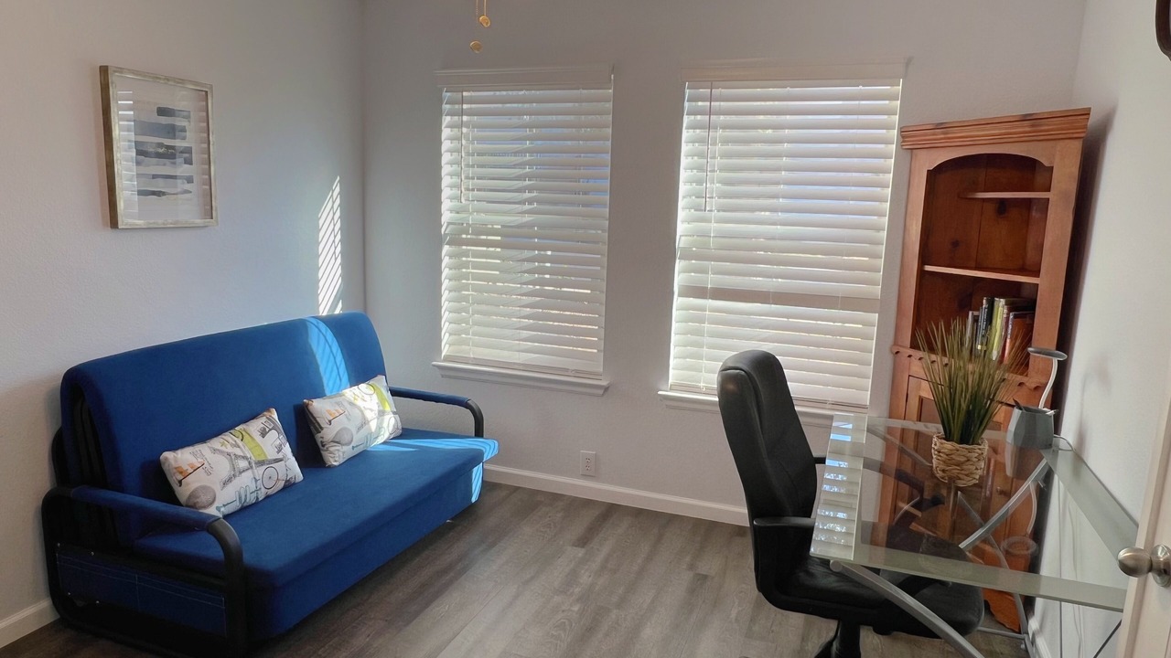 Photo of Livingroom in Wetmore