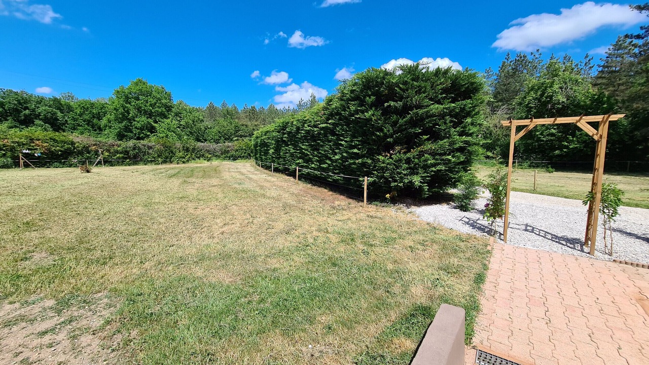 Photo of Outdoor in Vannes-sur-Cosson