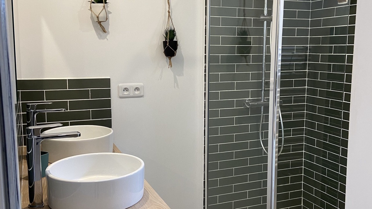 Photo of Bathroom in Thesee