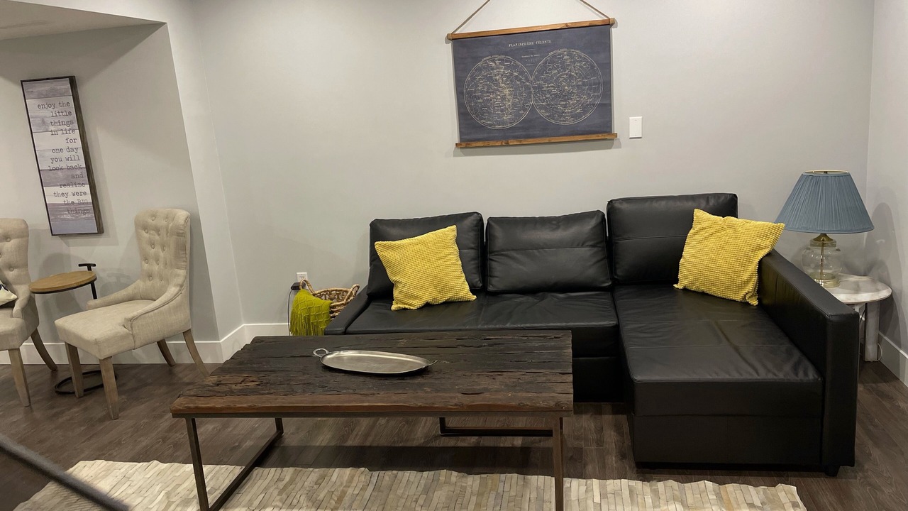 Photo of Livingroom in District of North Vancouver