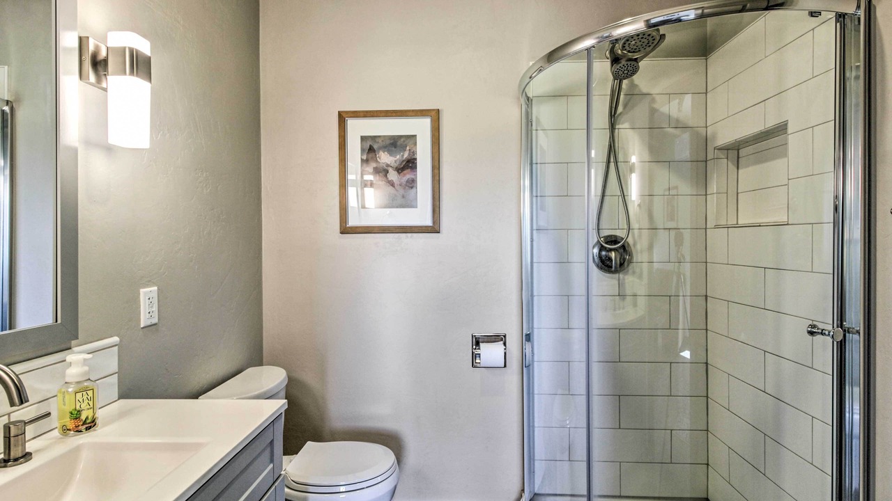 Photo of Bathroom in Elgin