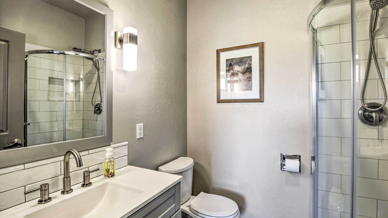 Photo of Bathroom in Elgin