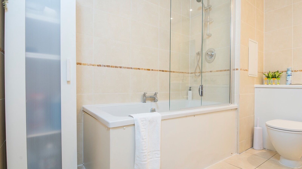 Photo of Bathroom in Castle Quarter