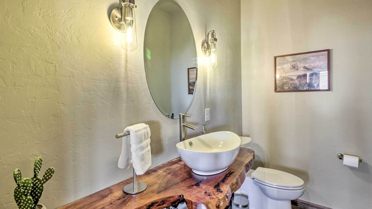 Photo of Bathroom in Elgin