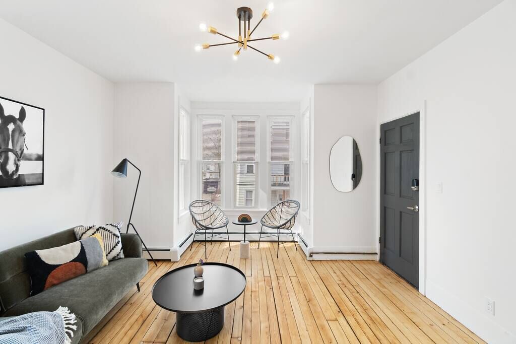 Photo of Livingroom in Providence