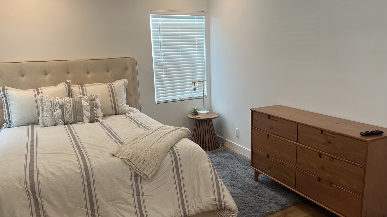 Photo of Bedroom in Burbank