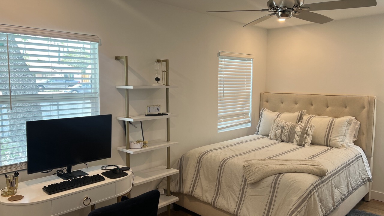 Photo of Bedroom in Burbank