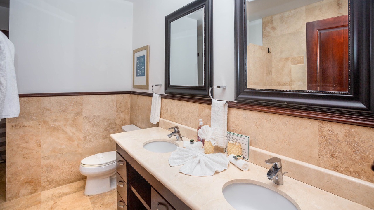 Photo of Bathroom in Pristine Bay