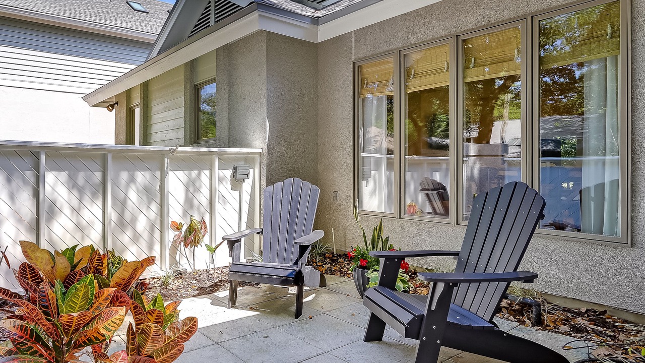 Photo of Patio Balcony in American Beach