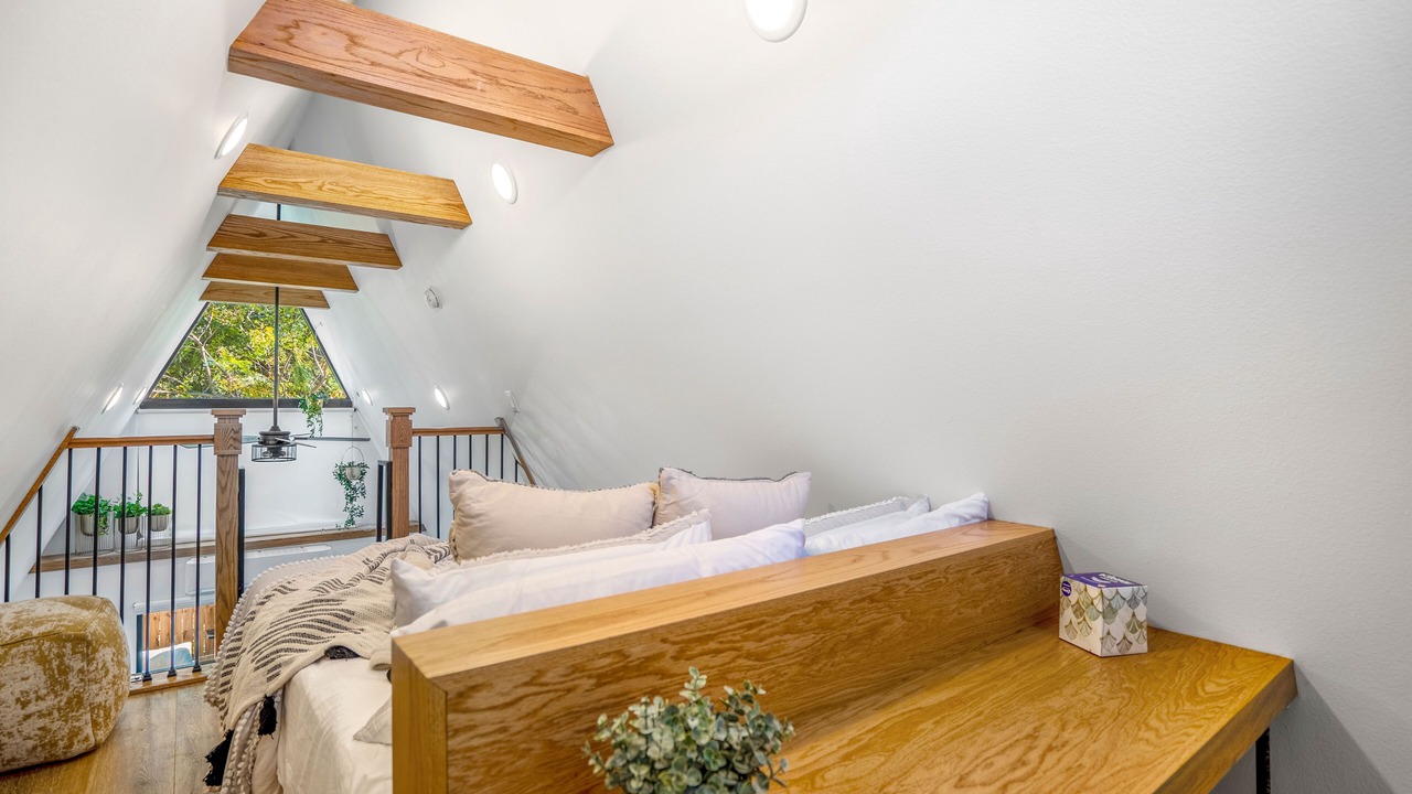Photo of Bedroom in South Central Houston