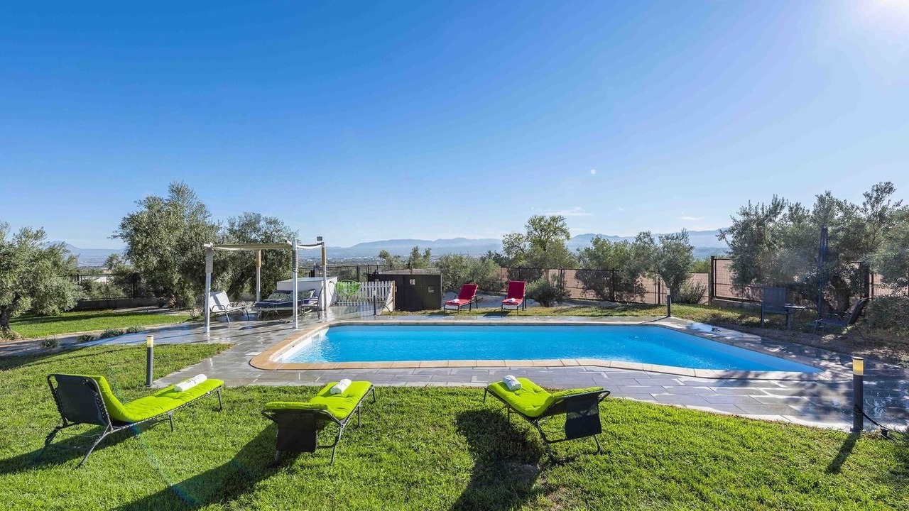Photo of Outdoor in Baza