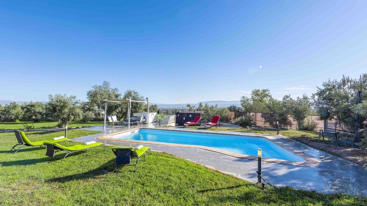 Photo of Outdoor in Baza