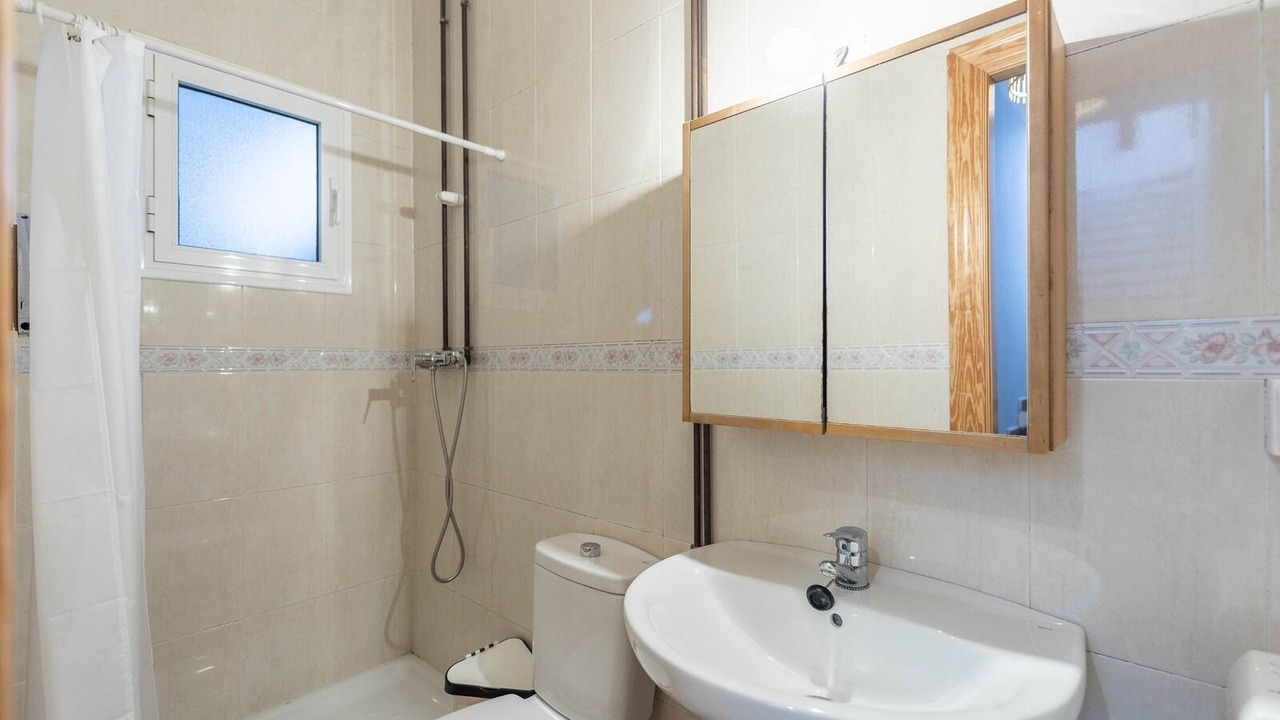 Photo of Bathroom in Baza