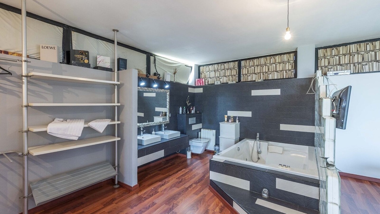 Photo of Bathroom in Baza