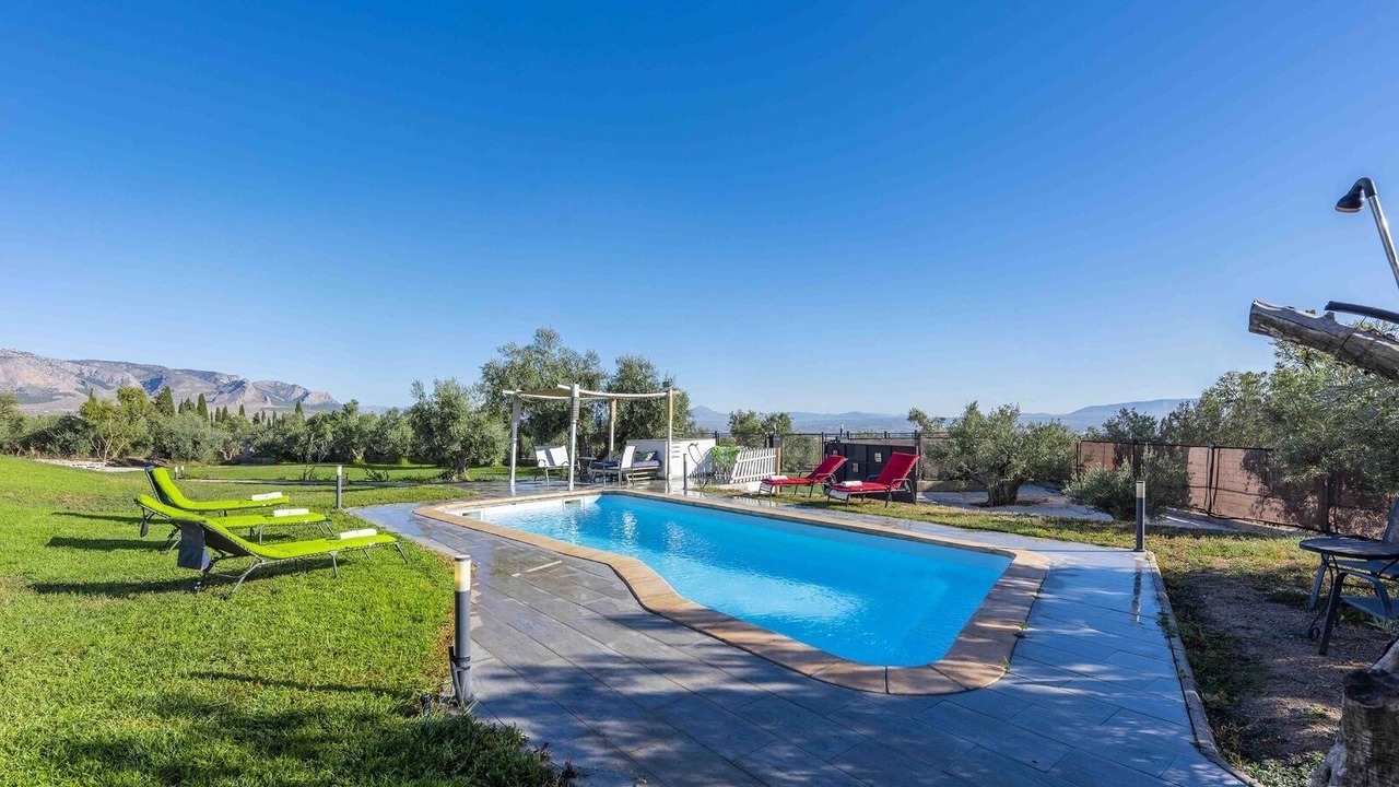 Photo of Outdoor in Baza