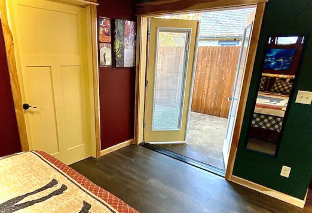 Photo of Bedroom in Grants Pass