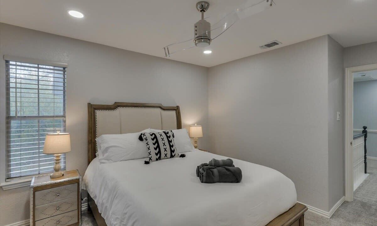 Photo of Bedroom in Rowlett