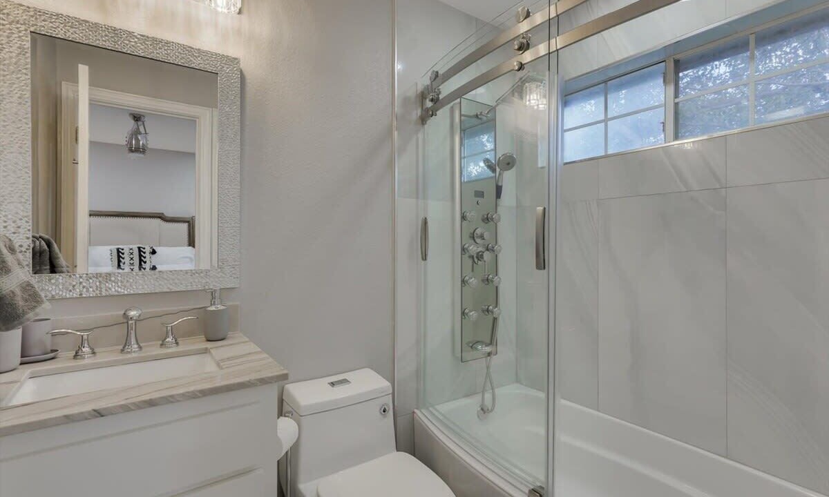 Photo of Bathroom in Rowlett