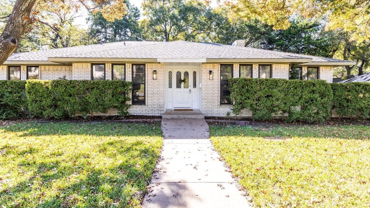 Photo of Outdoor in Oak Cliff