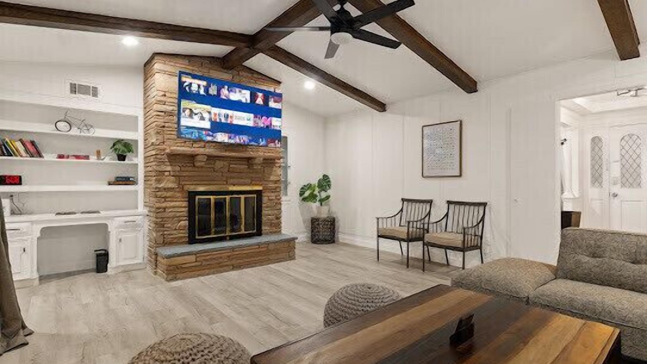 Photo of Livingroom in Oak Cliff