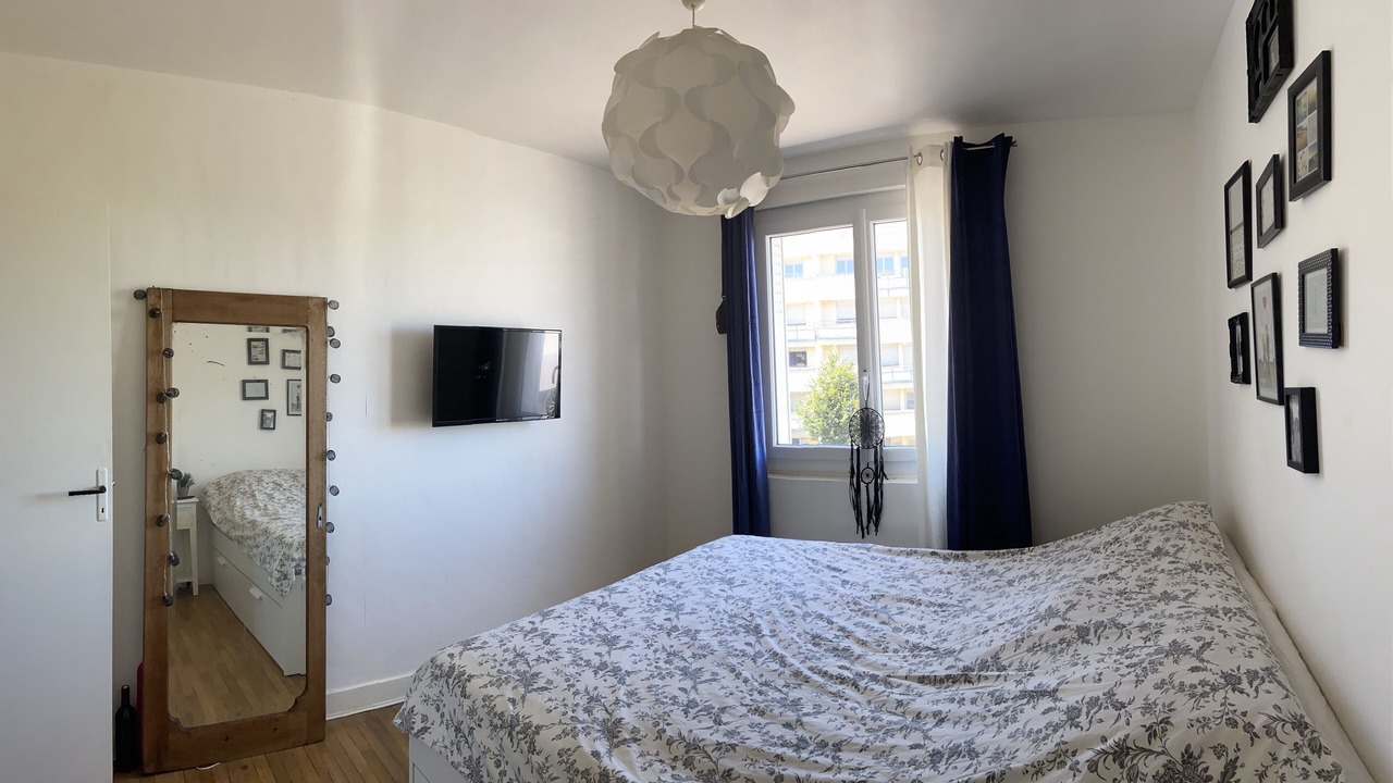 Photo of Bedroom in Limoges