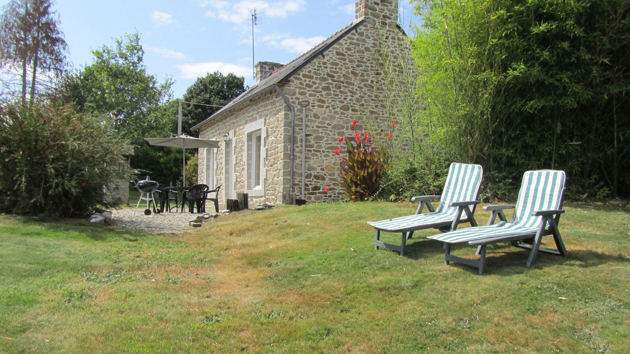 Photo of Patio Balcony in Plounevez-Quintin