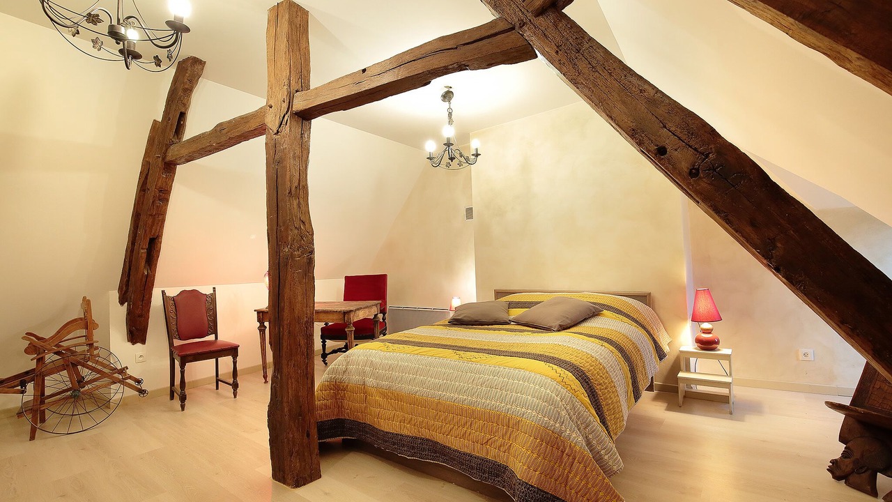 Photo of Bedroom in Colonard-Corubert