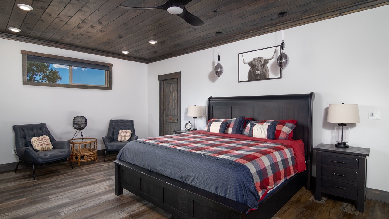 Photo of Bedroom in Orderville