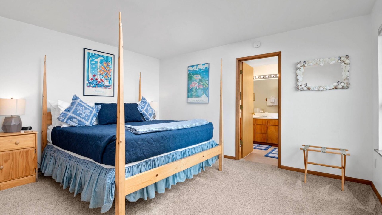 Photo of Bedroom in Cloverdale