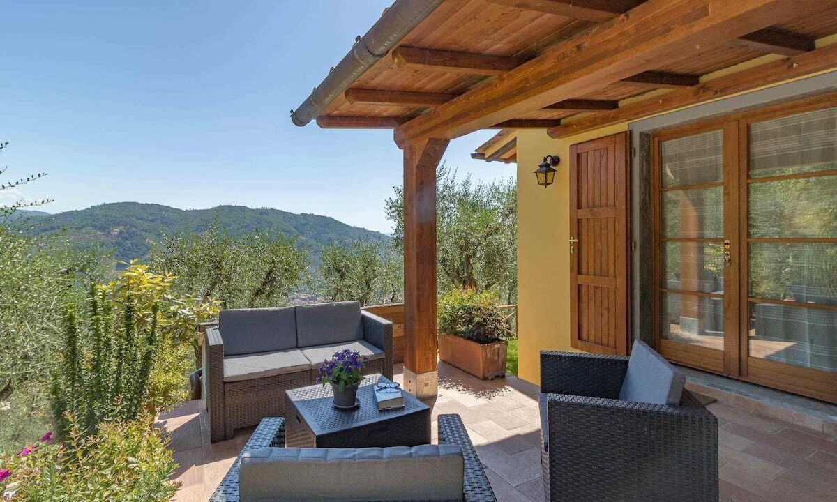 Photo of Patio Balcony in Pescia