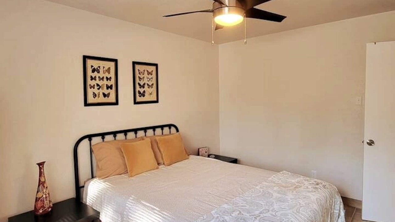 Photo of Bedroom in Garland