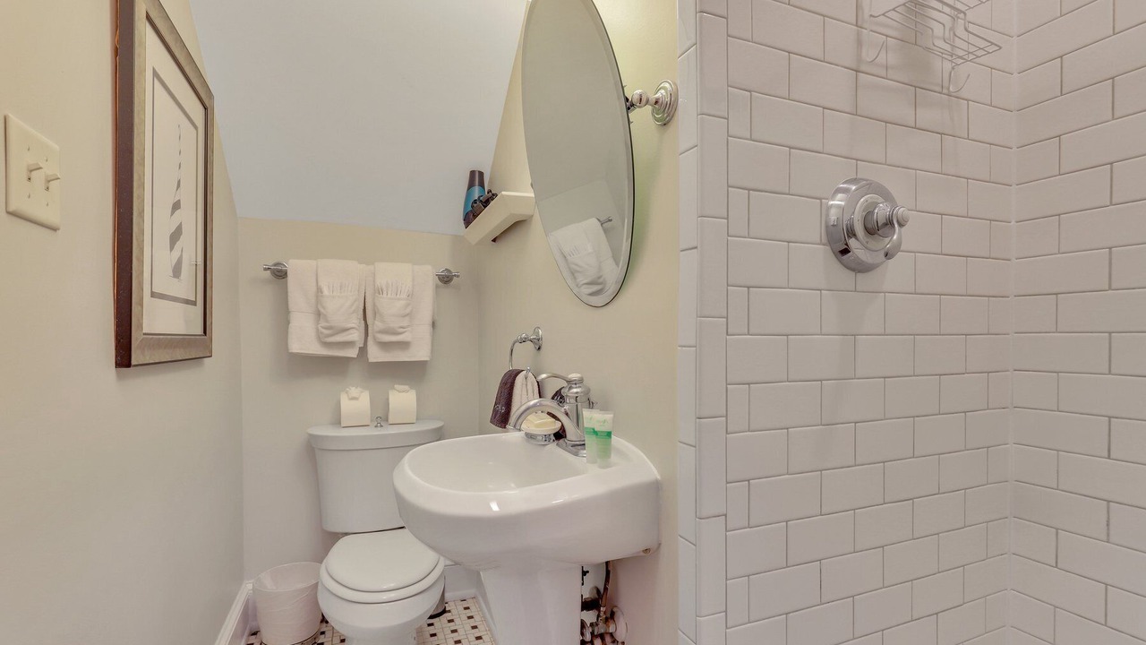 Photo of Bathroom in Old West Broad Neighborhood