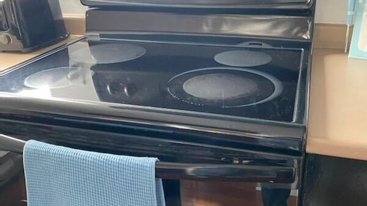 Photo of Kitchen in Coal Harbour